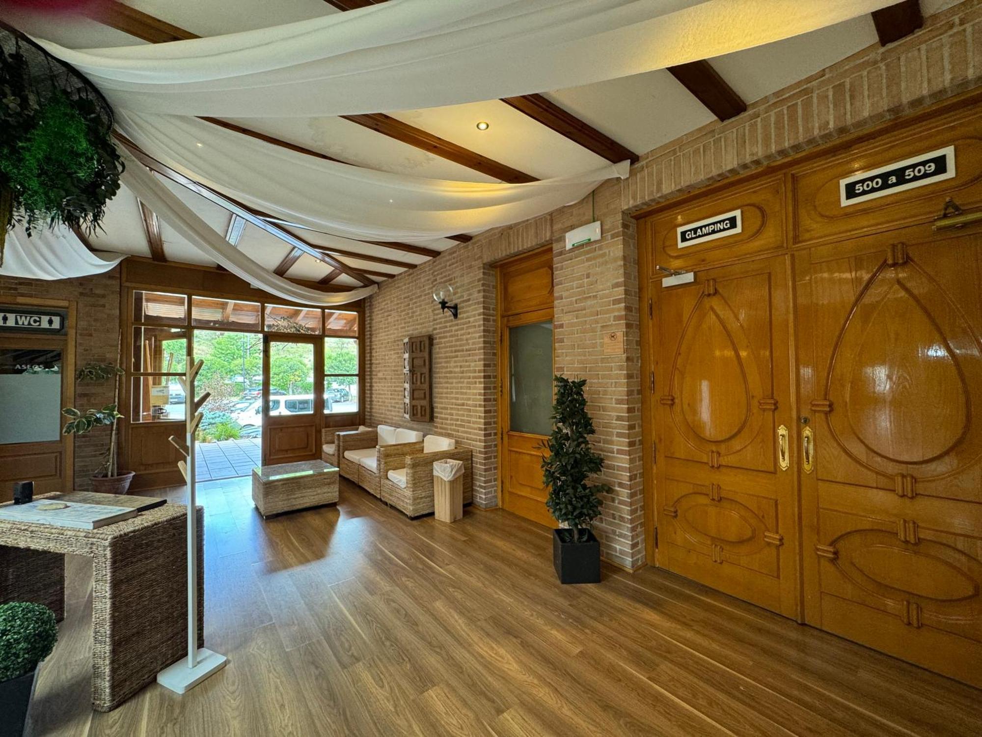Hotel Jakue Пуэнте-ла-Рейна Экстерьер фото