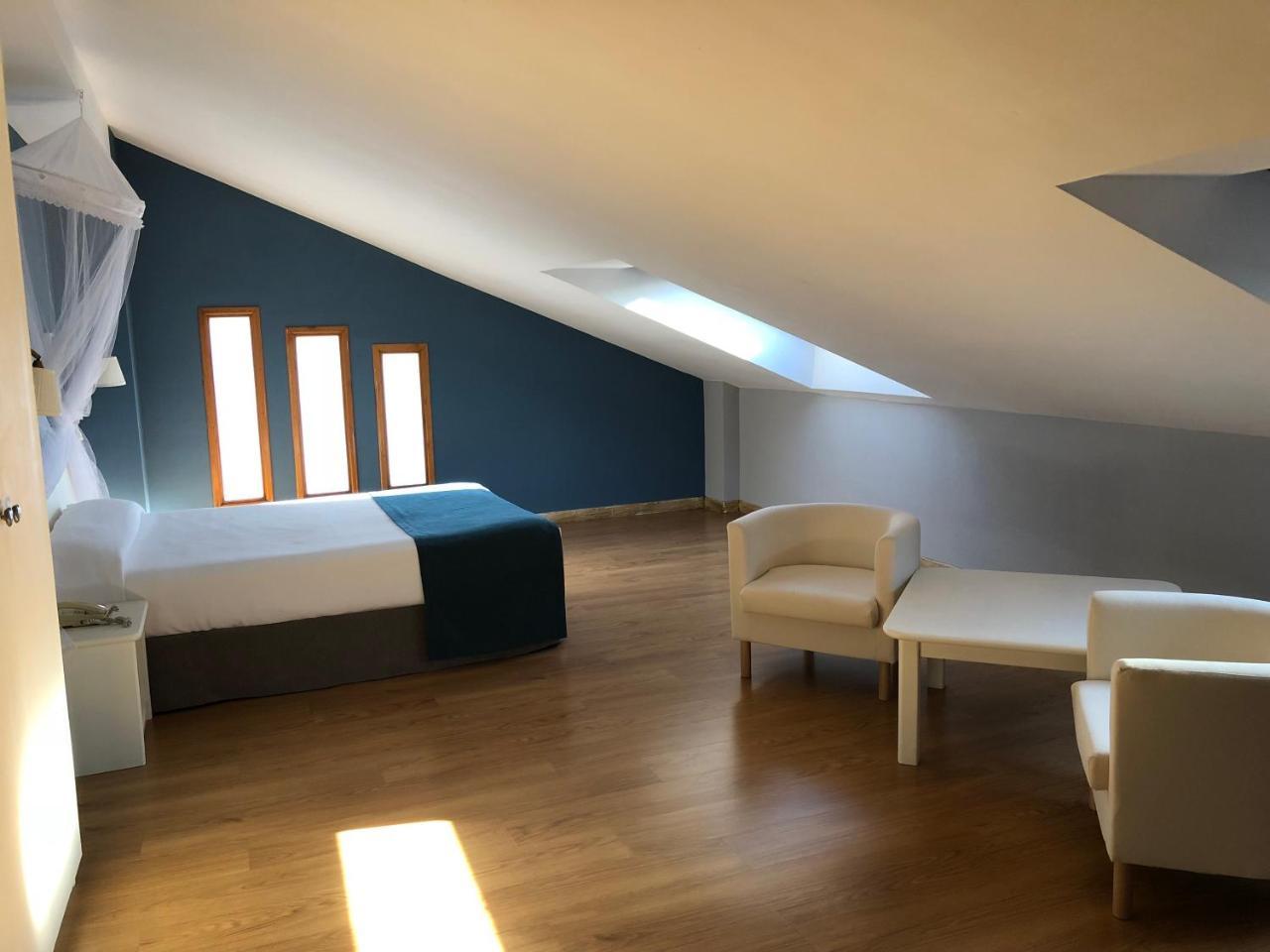 Hotel Jakue Пуэнте-ла-Рейна Экстерьер фото